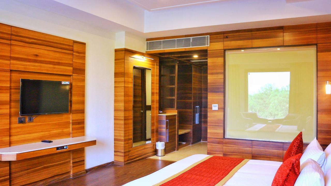 City Park Resort Bahādurgarh Exterior foto